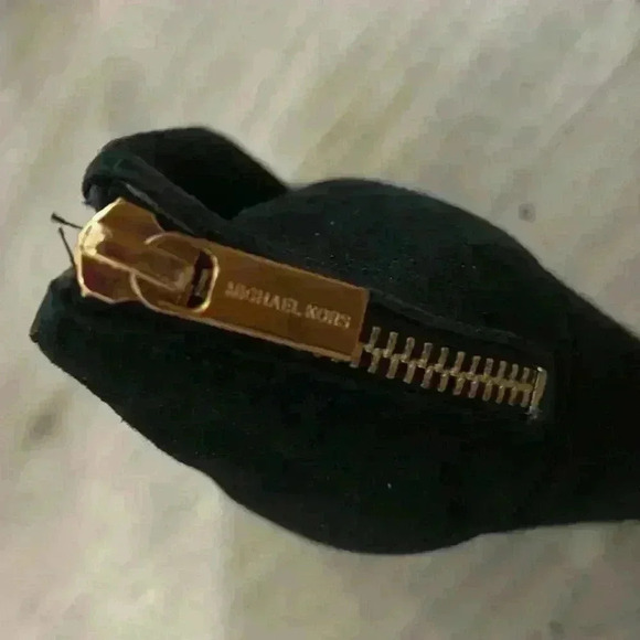 Michael Kors Black Suede Bock Heel Open Toe Bootie / Heel Size 6.5 - Picture 3 of 6